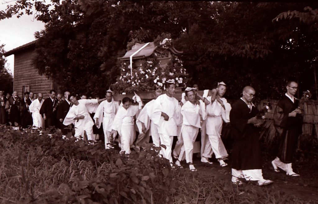 1954（昭和29）年8月28日暁烏敏師葬儀